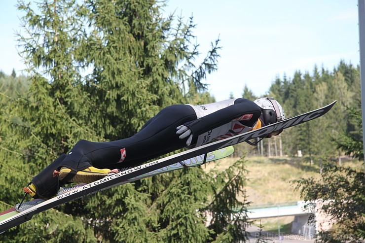 Blakus Holmenkollenes tramplīnam ir slēpošanas muzejs 105623