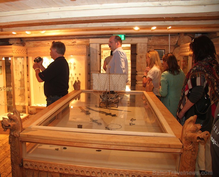 Kopā ar «Lauku ceļotājs» apmeklējam Tērvetes senvēstures muzeju un Tērvetes koka pili (www.lielkenins.lv) 105940