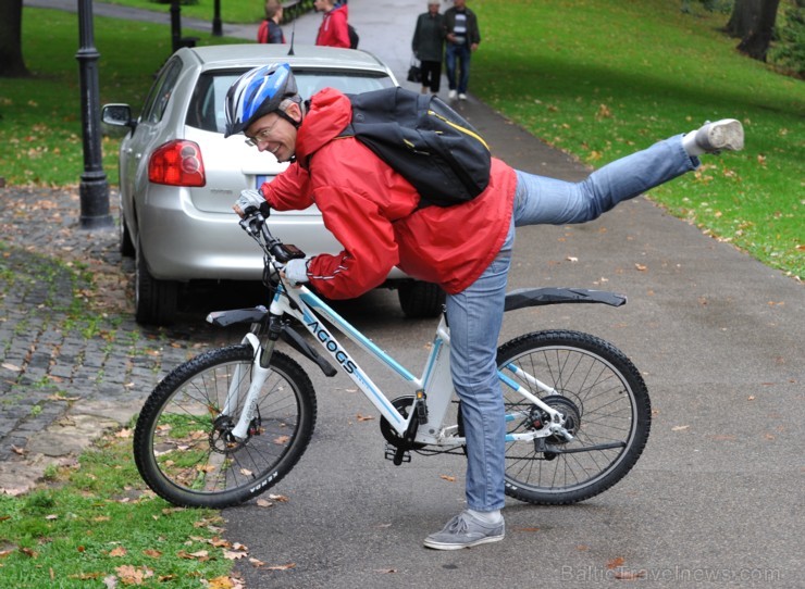 Divriteņu transports ir visātrākais un izdevīgākais pārvietošanās līdzeklis rīta sastrēgumstundā, pierādījis Mobilitātes nedēļas ietvaros veiktais sat Divriteņu transports ir visātrākais un izdevīgākais pārvietošanās līdzeklis rīta sastrēgumstundā, pierādījis Mobilitātes nedēļas ietvaros veiktais sat 105990