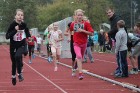 Ogres novada jaunie vieglatlēti sacenšas par sportiskāko skolu. Foto sponsors: www.latvijascentrs.lv 1
