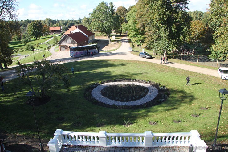 «Latvijas Gada auto 2014» testa brauciena dalībnieki bauda Piena muižas - Berghof viesmīlību (www.pienamuiza.lv) «Latvijas Gada auto 2014» testa brauciena dalībnieki bauda Piena muižas - Berghof viesmīlību (www.pienamuiza.lv) 106787