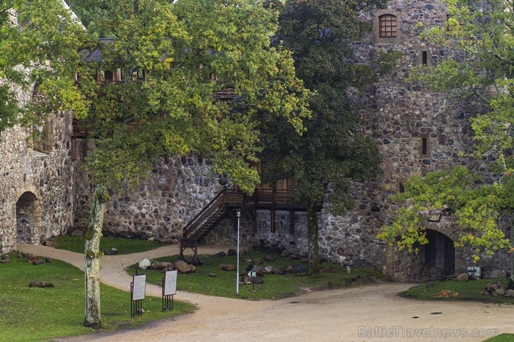 Rekonstruētajā Livonijas ordeņa Siguldas pilī var izbaudīt patiesu viduslaiku auru 107065