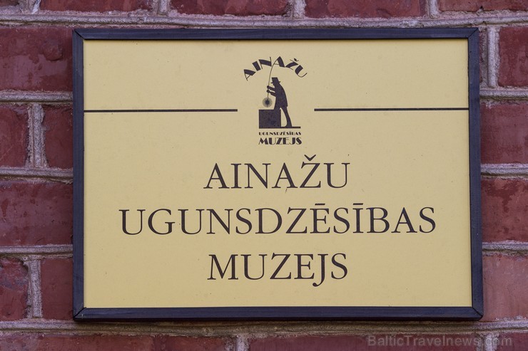 Ainažos, jau gandrīz 90 gadus darbojas Brīvprātīgā Ugunsdzēsēju biedrība. Ar Ainažu ugunsdzēsēju darbu no biedrības dibināšanas var iepazīties Ainažu  107124