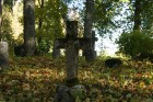 Sunākstes vecie kapi glabā daudzus dzīvesstāstus, tai skaitā Vārnavas muižas īpašnieka meitas un Vecā Stendera 23