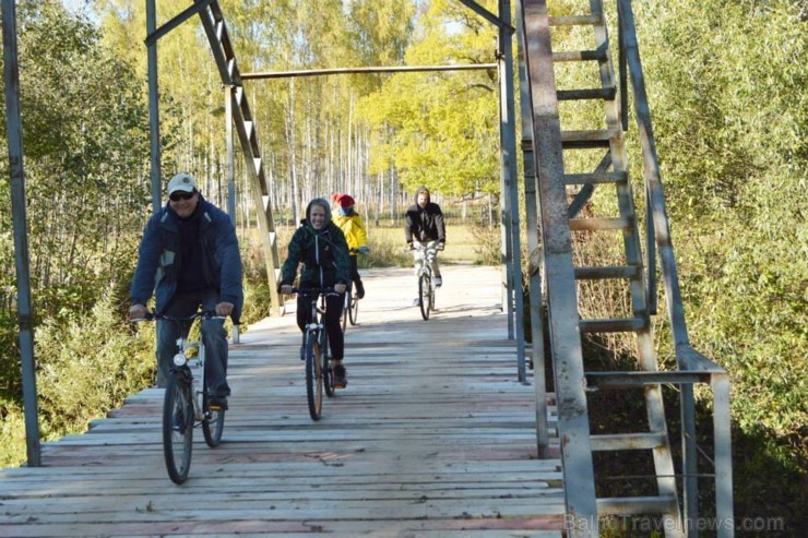05.10.2013 vairāki velobraucēji piedalījās Gulbenes novada atklājumu tūrē ar velo, kuras laikā tika izmēģināts rekonstruētā ceļa Gulbene-Rēzekne jauna 05.10.2013 vairāki velobraucēji piedalījās Gulbenes novada atklājumu tūrē ar velo, kuras laikā tika izmēģināts rekonstruētā ceļa Gulbene-Rēzekne jauna 107354
