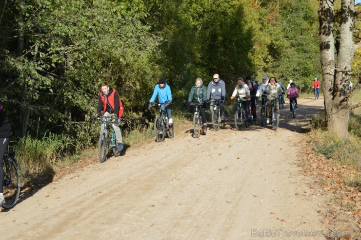 05.10.2013 vairāki velobraucēji piedalījās Gulbenes novada atklājumu tūrē ar velo, kuras laikā tika izmēģināts rekonstruētā ceļa Gulbene-Rēzekne jauna 05.10.2013 vairāki velobraucēji piedalījās Gulbenes novada atklājumu tūrē ar velo, kuras laikā tika izmēģināts rekonstruētā ceļa Gulbene-Rēzekne jauna 107356