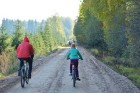 05.10.2013 vairāki velobraucēji piedalījās Gulbenes novada atklājumu tūrē ar velo, kuras laikā tika izmēģināts rekonstruētā ceļa Gulbene-Rēzekne jauna 9