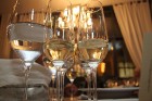 Vecrīgas jaunajā restorānā «Wine Kitchen» (Audēju ielā 16) degustē «Champagne Moutard» - www.winekitchen.lv 23