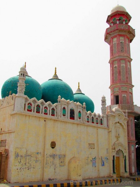 Viena no Multanas mošejām. Vairāk par ceļojumu - www.impro.lv 107442