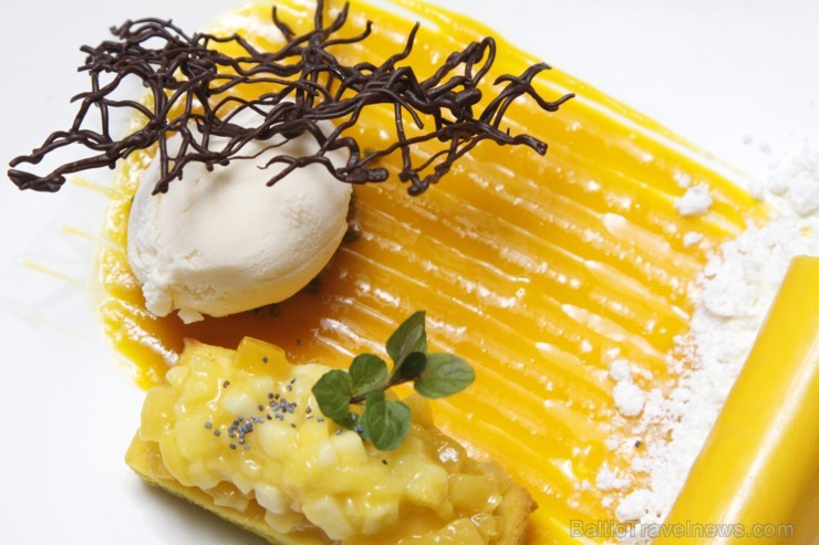 Deserts. Taizemes mango ar kazas siera krēmu un čilli saldējumu, baudīts kopā ar MASI Recioto Angeli 2008 107962