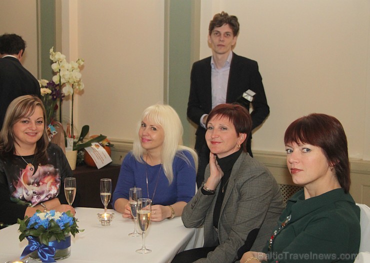 Somijas lidsabiedrība «Finnair» 24.10.2013 svin 90 gadu jubileju Rīgas restorānā «Čarlstons»