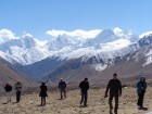 Pirms došanās lejā no Tibetas augstkalnu plato, vēl pēdējie skati uz sniegotajām Himalaju 8000-nieku virsotnēm - www.impro.lv 18
