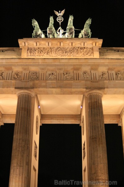 Ar ECOLINES atbalstu Travelnews.lv redakcija novembra sākumā apskatīja naksnīgo Berlīni. Foto sponsors: www.ecolines.lv 108878
