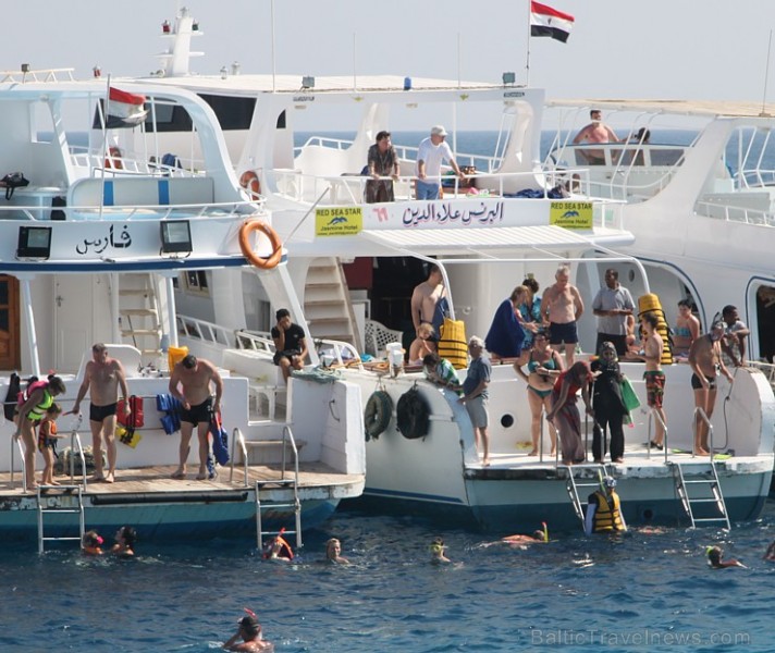 Snorkelēšana Sarkanajā jūrā ir gandrīz kā pienākums katram tūristam  - vairāk informācijas par ceļojumiem uz Ēģipti skatiet pie GoAdventure 109030