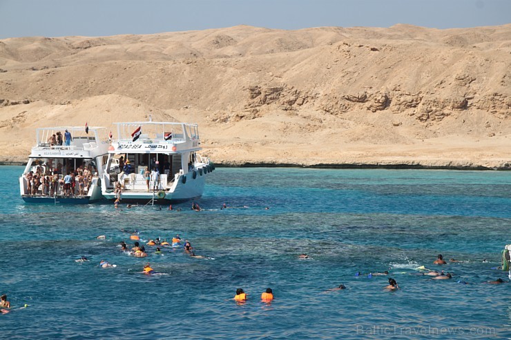 Snorkelēšana Sarkanajā jūrā ir gandrīz kā pienākums katram tūristam  - vairāk informācijas par ceļojumiem uz Ēģipti skatiet pie GoAdventure 109037
