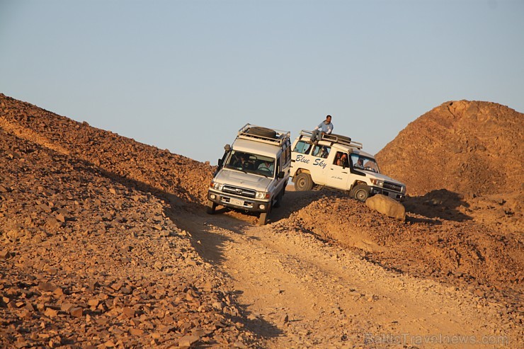 Džipu izbrauciens tuksnesī pie Hurgadas. Vairāk informācijas par ceļojumiem uz Ēģipti pie tūroperatora GoAdventure 109044