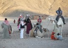 Kopā ar kamieļiem un beduīņiem tuksnesī pie Hurgadas. Vairāk informācijas par ceļojumiem uz Ēģipti pie tūroperatora GoAdventure 20