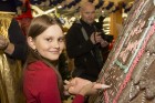 Spices Šopinga festivālā izdekorē lielāko Latvijā jebkad uzbūvēto piparkūku namiņu 7