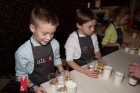 Katru otro sestdienu no pulksten 16.00 līdz 18.00 Rīgas restorānā Džems norisinās jautrā bērnu pavārskola. Vairāk informācijas interneta vietnē www.dz 7