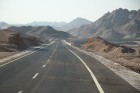 Ceļš no Hurgadas uz Luksoru tiek būvēts par labu tūristiem. Vairāk par ceļojumiem uz Ēģipti - www.goadventure.lv 3