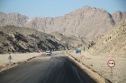 Ceļš no Hurgadas uz Luksoru tiek būvēts par labu tūristiem. Vairāk par ceļojumiem uz Ēģipti - www.goadventure.lv 16