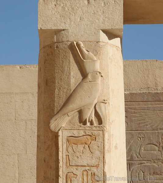 Travelnews.lv apmeklē valdnieces Hatšepsutas templi Luksorā. Vairāk informācijas par ceļojumiem uz Ēģipti - www.GoAdventure.lv 109702