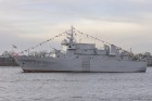 Daugavā svētku laikā tika demonstrēti Jūras spēku kuģi 20