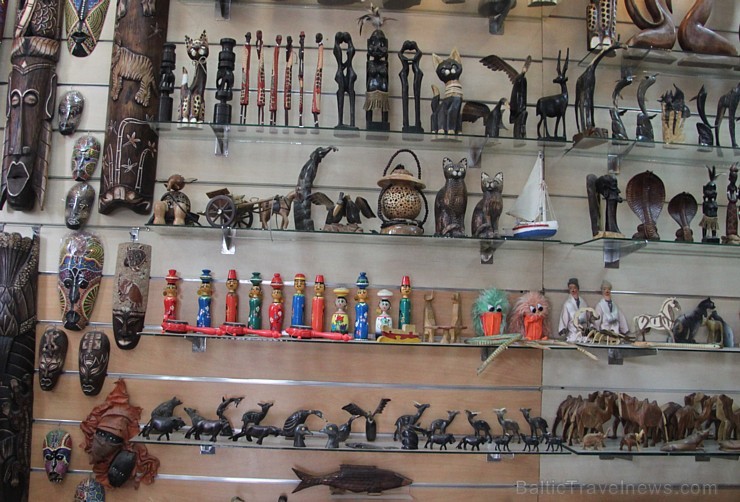 Daži ieskati Ēģiptes vecajā galvaspilsētā Luksorā. Vairāk informācijas par ceļojumiem uz Ēģipti - www.goadventure.lv Daži ieskati Ēģiptes vecajā galvaspilsētā Luksorā. Vairāk informācijas par ceļojumiem uz Ēģipti - www.goadventure.lv 109933