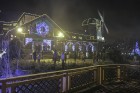 Lido atpūtas centrā iedegta viena no lielākajām Rīgas svētku eglēm 25