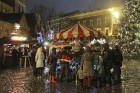 Pirmajā Adventē Doma laukumā iededz Rīgas galveno Ziemassvētku egli 10