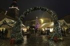 Pirmajā Adventē Doma laukumā iededz Rīgas galveno Ziemassvētku egli 11