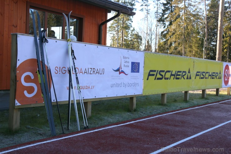 30.11.2013 Siguldā tika atklāta Austrumeiropā pirmā saldētā distanču slēpošanas trase, kas ļauj uzsākt distanču slēpošanas sezonu vēl pirms dabīgā sni 110268