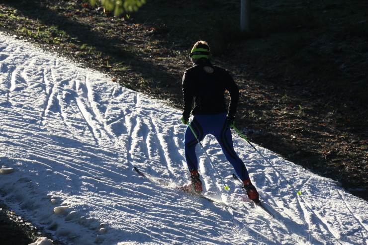 30.11.2013 Siguldā tika atklāta Austrumeiropā pirmā saldētā distanču slēpošanas trase, kas ļauj uzsākt distanču slēpošanas sezonu vēl pirms dabīgā sni 110295