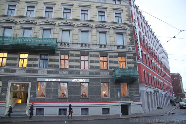 Jaunais restorāns «Academy» atrodas Zigfrīda Anna Meirovica bulvārī 12, blakus viesnīcai Astor Riga Hotel (www.astorrigahotel.lv) 110564