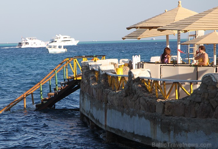 Travelnews.lv dzīvo un iepazīst Hurgadas viesnīcu «SunrisE Holidays Resort». Vairāk informācijas par ceļojumiem uz Ēģipti - www.goadventure.lv 110660