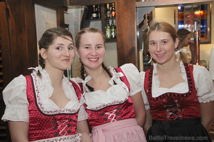Rīgā atvērās jauns restorāns ar 400 vietām un alus darītavu «Stargorod» 110821