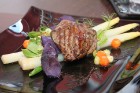 «Astor Riga Hotel» restorāns piedāvā skaistu un garšīgu ēdienu 8