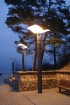 Arī ziemā ir vērts apmeklēt Jūrmalu- pastaigāties pa pludmali, baudīt maltīti mājīgajos restorānos, vērot arhitektūru. Un vērts atcerēties, ka no 1.10 6