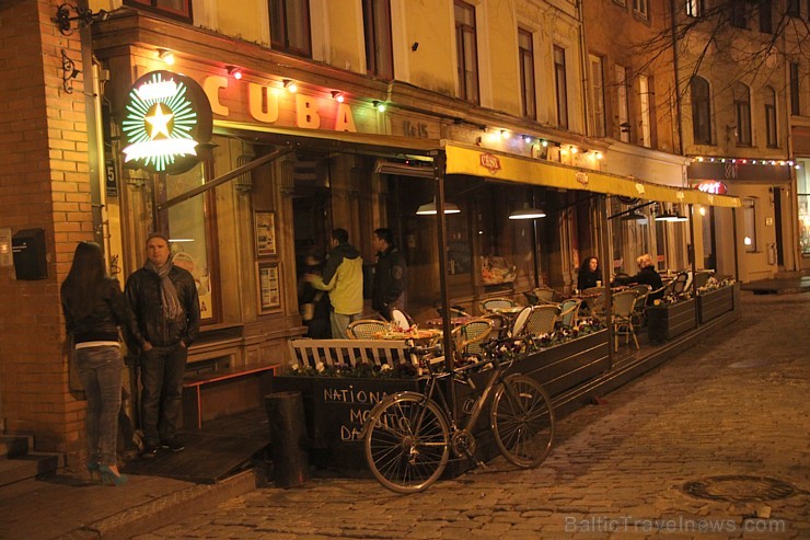 Daži fotomirkļi no Vecrīgas kokteiļbāra «Cuba Cafe», kur Rīga uzdzīvo - - www.cubacafe.lv 112241