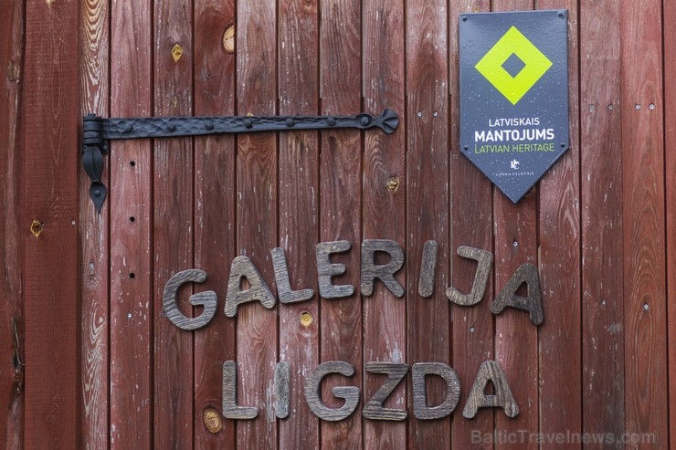Keramikas darbnīcas Cepļi pagalmā apmeklētājus gaida galerija Ligzda, tajā iegādājams visplašākais podnieku darinājumu klāsts Keramikas darbnīcas Cepļi pagalmā apmeklētājus gaida galerija Ligzda, tajā iegādājams visplašākais podnieku darinājumu klāsts 112292