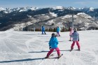 Kolorado slēpošanas kūrorts Vail ir unikāla vieta, kur saules stari apmeklētājus priecē 300 dienas gadā 11