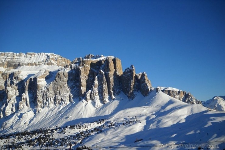 Val di Fassa kūrorts ietver vairākus mazus kūrortciematiņus - Kampitello, Kanaceja, Macina, Moena, Poca, Vigo un Soraga. Val di Fassa kūrorts ietver vairākus mazus kūrortciematiņus - Kampitello, Kanaceja, Macina, Moena, Poca, Vigo un Soraga. 113139