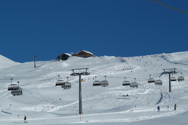 Madonna di Campiglio kūrorts atrodas Itālijas Ziemeļos starp Brenta Dolomītu Alpiem un Adamello-Presanella Glacieriem. 113147