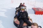 Atrakciju parks atrodas Kronplacas slēpošanas kūrortā (Itālijas Dolomītu Alpi). Tas piedāvā slēpošanas skolu bērniem, kā arī ragavas un piepūšamās kam 13