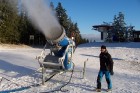 Čehijas Dienvidrietumos pie Austrijas robežas atrodas Lipno slēpošanas kūrorts, kas piedāvā vairākas trases ar dažāda veida pacēlājiem, kā arī citas a 3