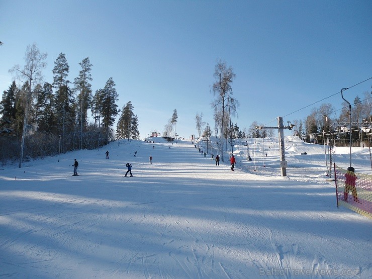 26.01.2014 Riekstukalna apmeklētājus sals nebiedēja. Par spīti lielajam aukstumam ziemas priekus baudīja gan mazi, gan lieli 26.01.2014 Riekstukalna apmeklētājus sals nebiedēja. Par spīti lielajam aukstumam ziemas priekus baudīja gan mazi, gan lieli 113317