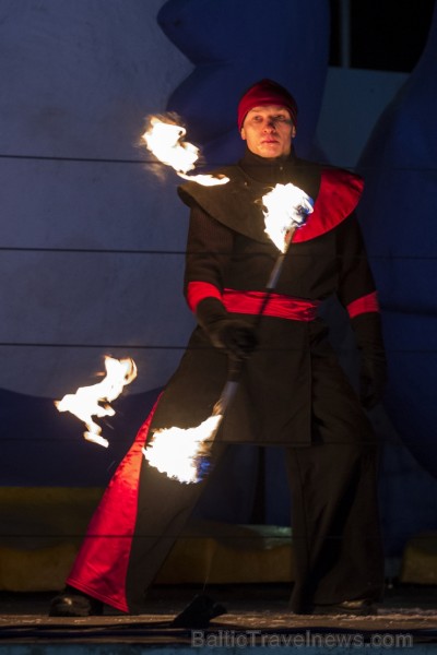 Vislielāko apmeklētāju uzmanību piesaistīja uguns šova meistars Dmitrijs Pudovs no projekta Fire Spirit 113679