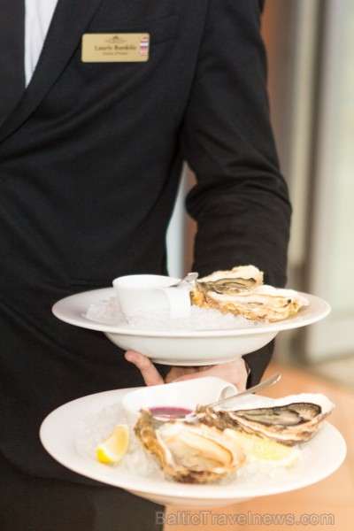 Katru svētdienu no pulksten 12:00 līdz 17:00 elegantajā restorānā Caviar Club notiek vēlās brokastis, kas ir šīs sezonas jaunums viesnīcā Baltic Beach 113838