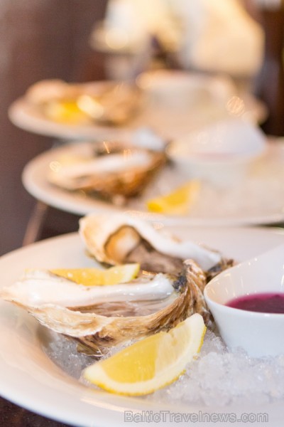 Katru svētdienu no pulksten 12:00 līdz 17:00 elegantajā restorānā Caviar Club notiek vēlās brokastis, kas ir šīs sezonas jaunums viesnīcā Baltic Beach 113839
