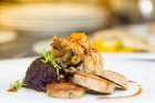 Katru svētdienu no pulksten 12:00 līdz 17:00 elegantajā restorānā Caviar Club notiek vēlās brokastis, kas ir šīs sezonas jaunums viesnīcā Baltic Beach 24